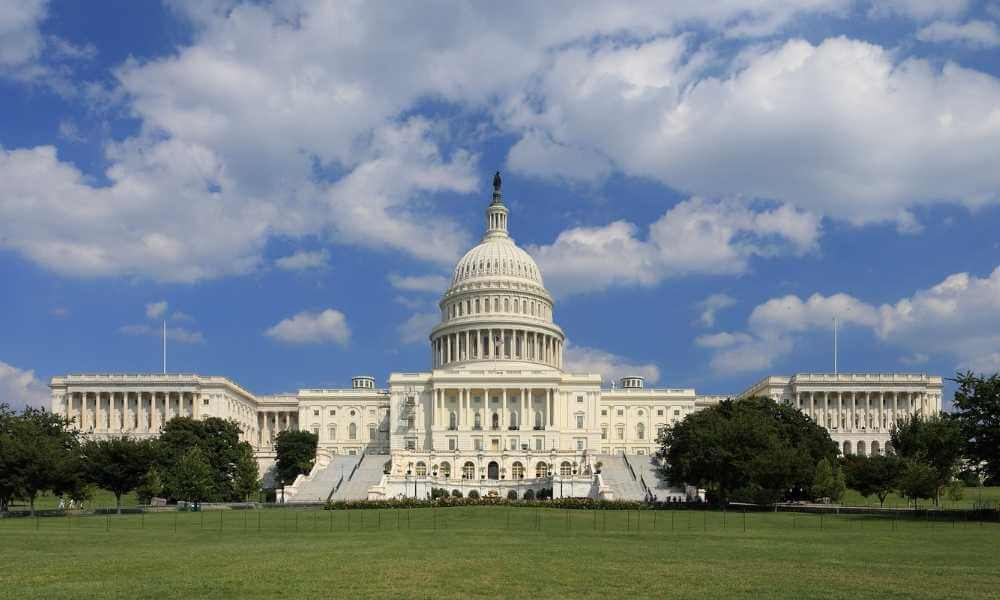 U.S. House approves Ukraine aid, Russia oil ban, funds averting U.S. gov't shutdown